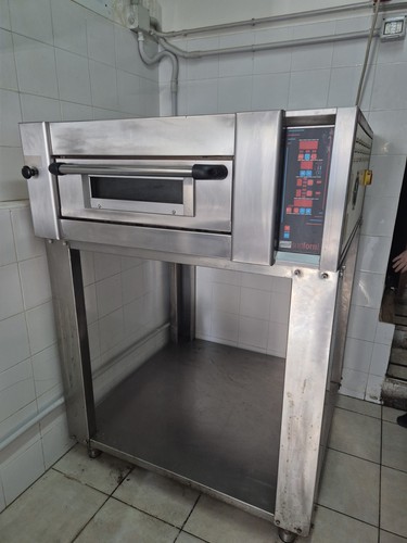 Forno pizzeria panificio - (pizzeria,,